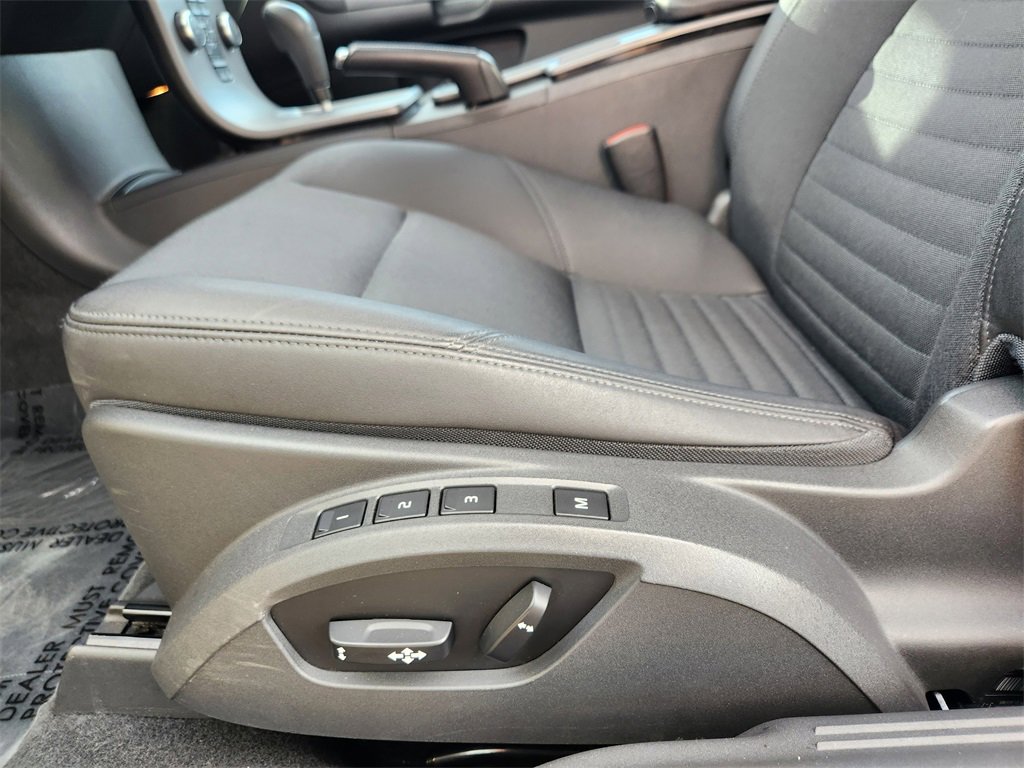 Used 2010 Volvo C30 T5 image 15