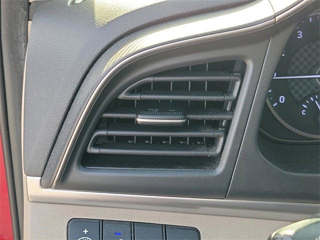 Used 2020 Hyundai Elantra Value Edition image 6