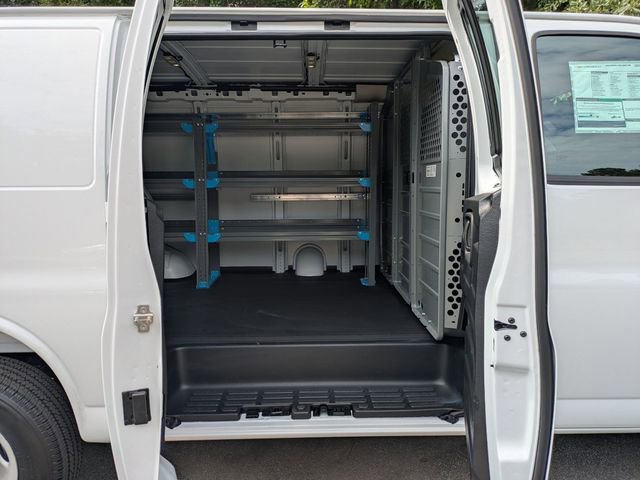 New 2026 Chevrolet Express 2500 w/ Driver Convenience Package RWD image 23