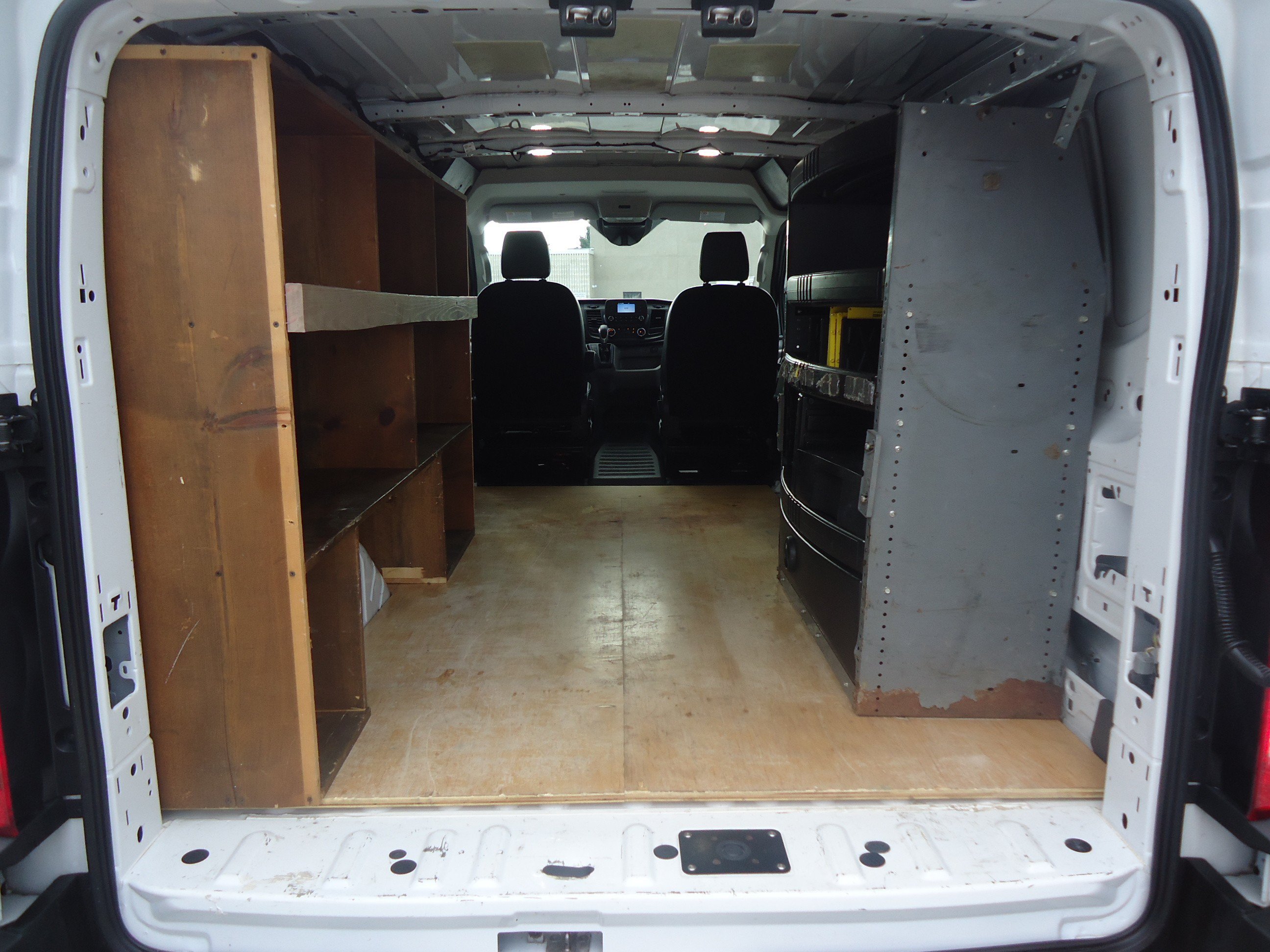 Used 2024 Ford Transit 150 Low Roof RWD image 28
