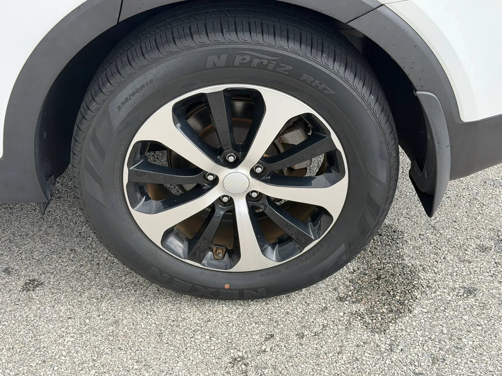 Used 2017 Kia Sorento EX FWD image 10