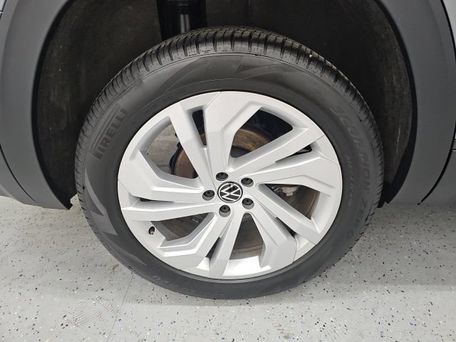 Used 2023 Volkswagen Atlas SE AWD/4WD image 7