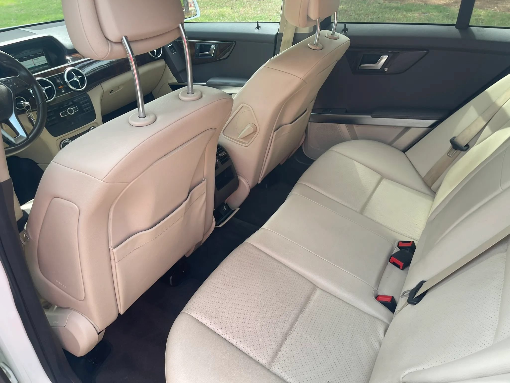 Used 2014 Mercedes-Benz GLK 250 BlueTEC 4MATIC image 12