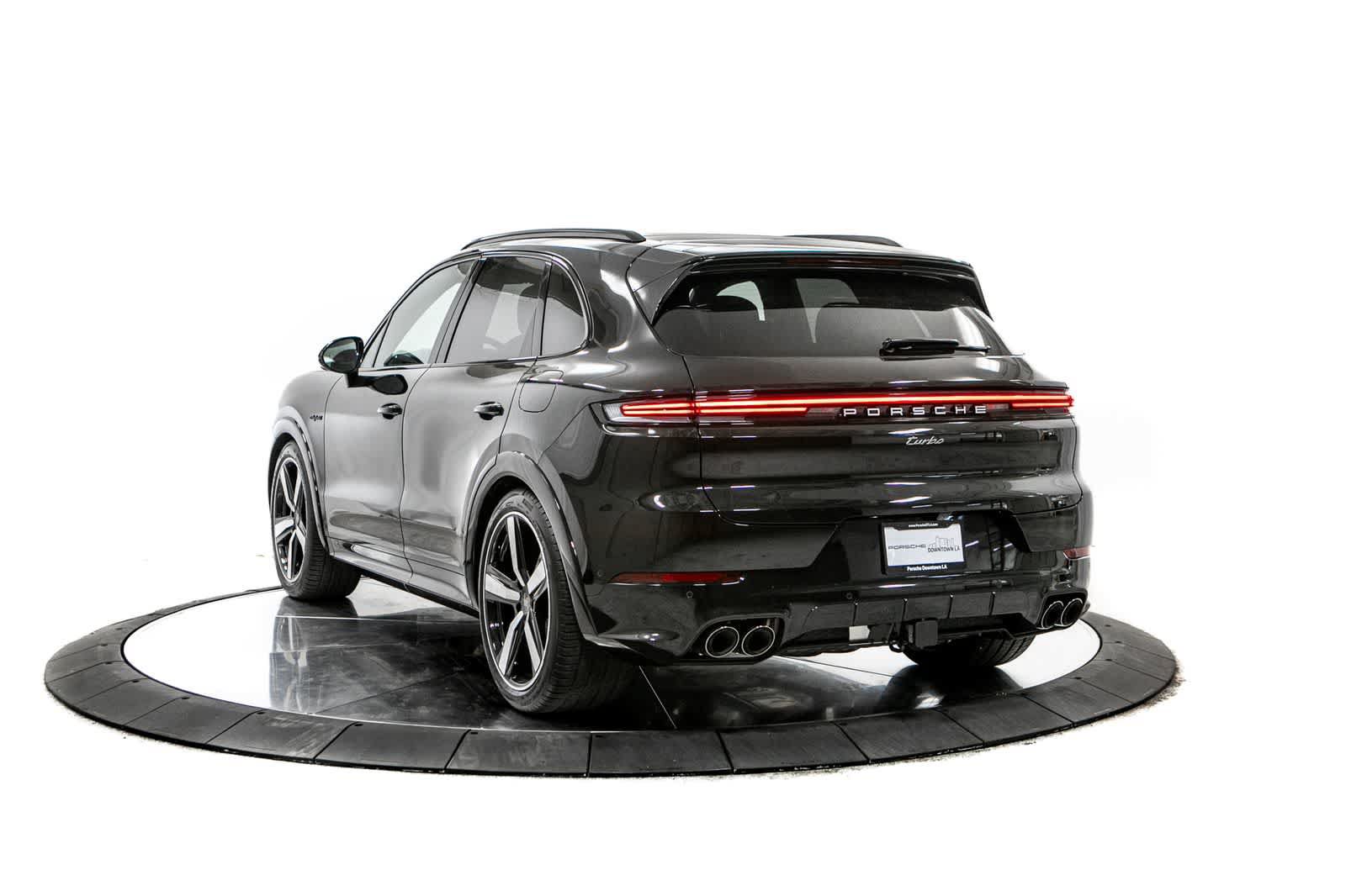 New 2026 Porsche Cayenne Turbo AWD/4WD image 3
