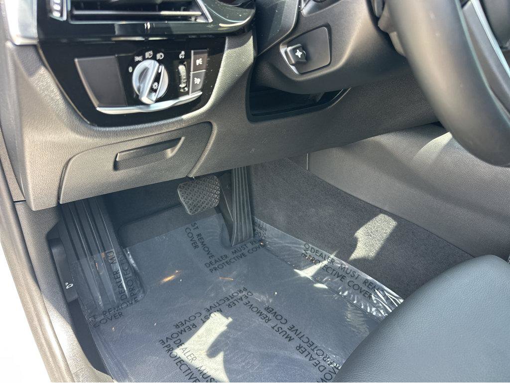 Used 2019 BMW 530e w/ Premium Package RWD image 31