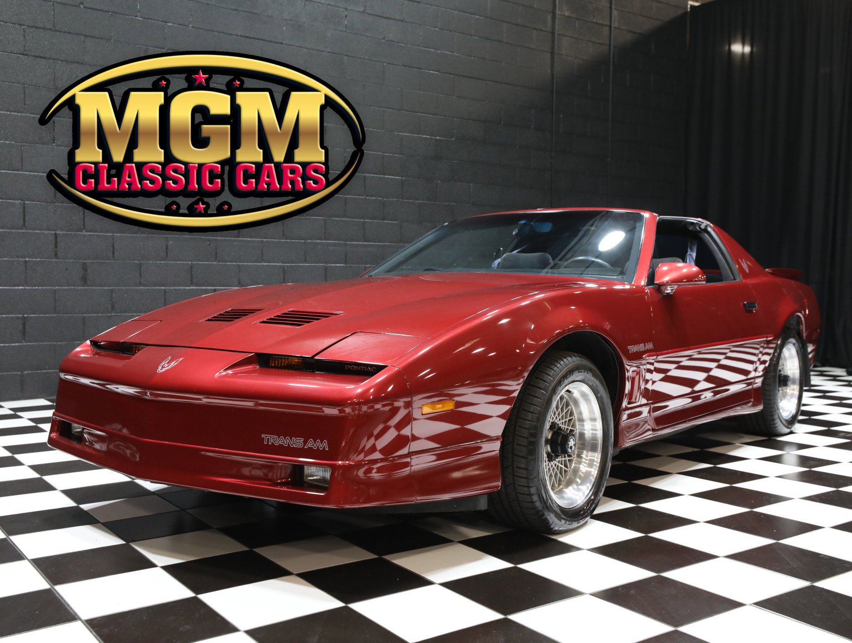 Used 1990 Pontiac Firebird Trans Am image 1