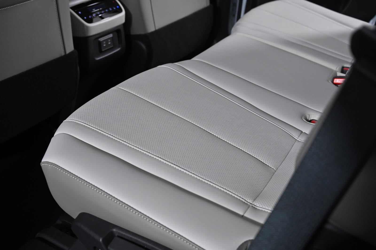 Certified 2026 INFINITI QX60 Luxe w/ Cargo Package image 26