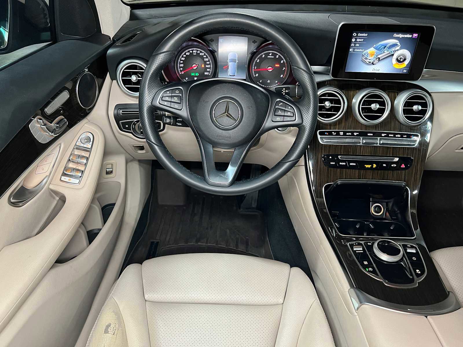 Used 2018 Mercedes-Benz GLC 300 image 36