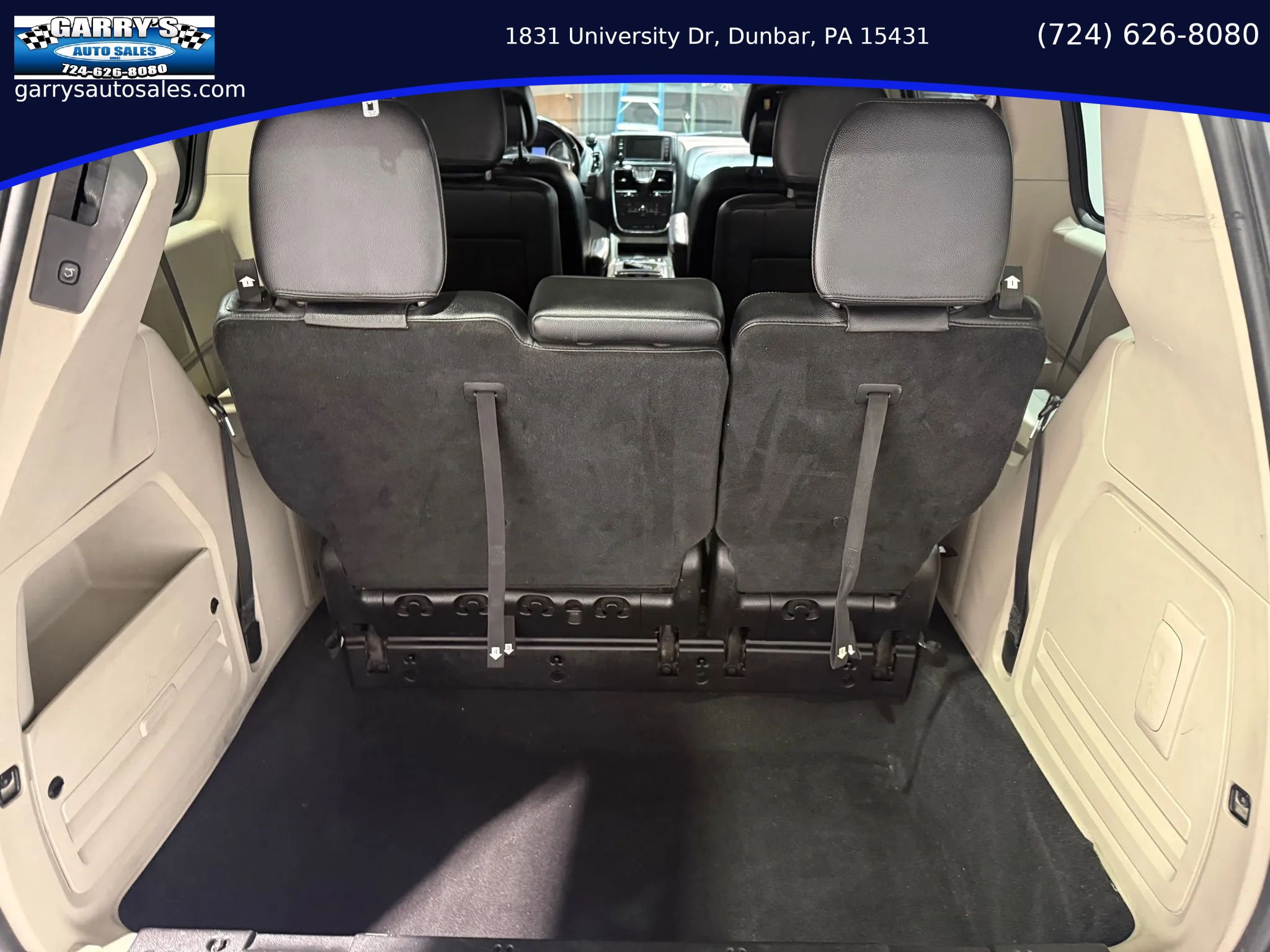 Used 2014 Chrysler Town & Country Touring FWD image 24