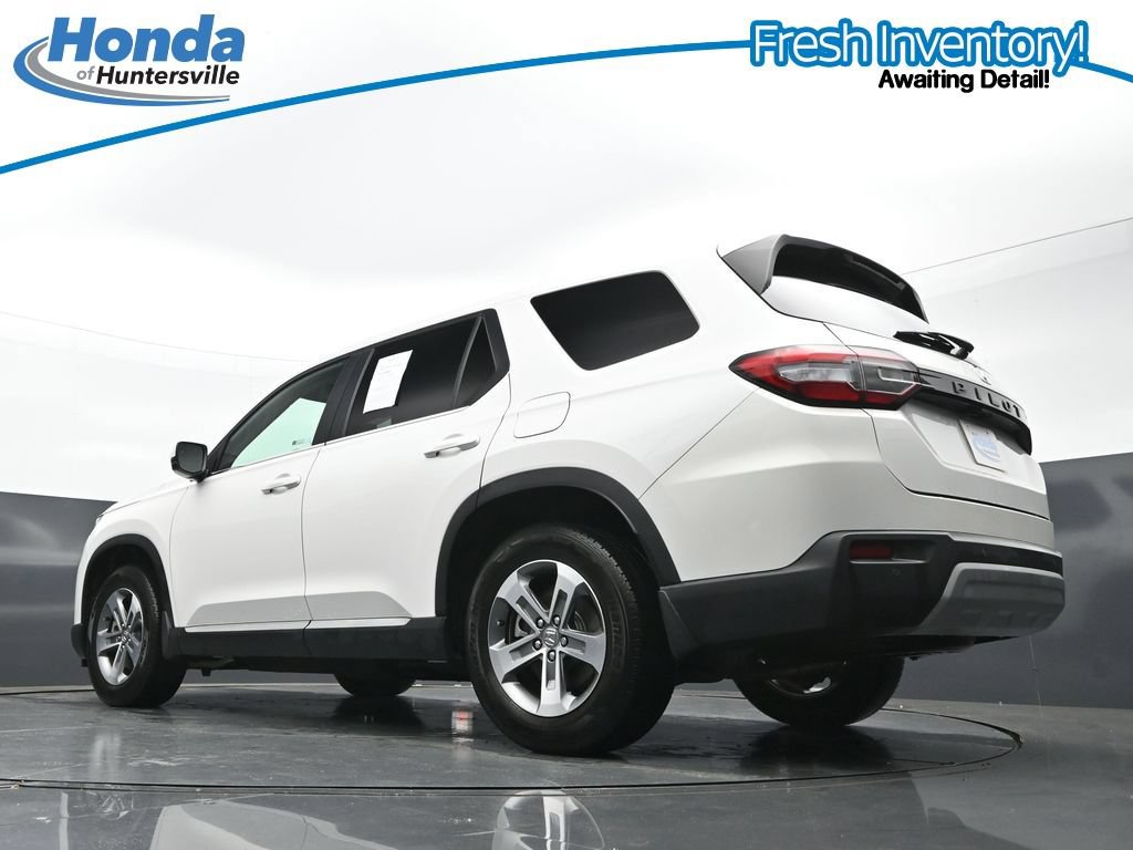 Used 2025 Honda Pilot EX-L image 30