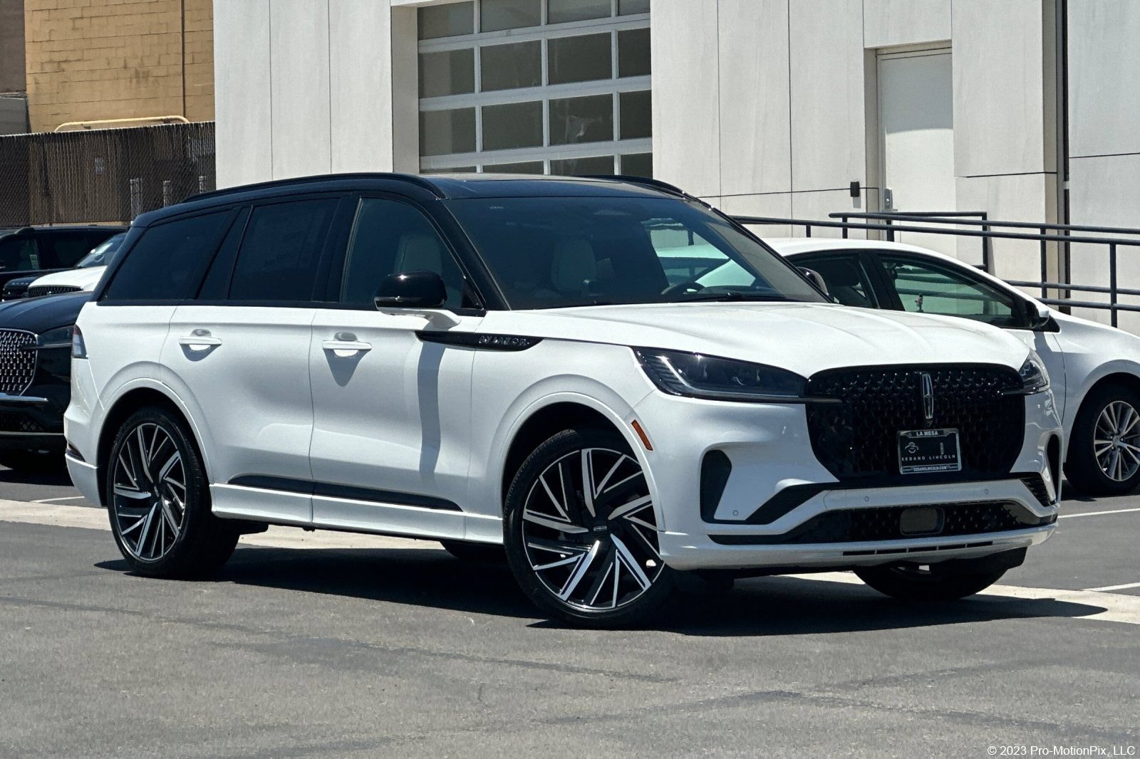 New 2026 Lincoln Aviator Black Label w/ Black Label Special Edition