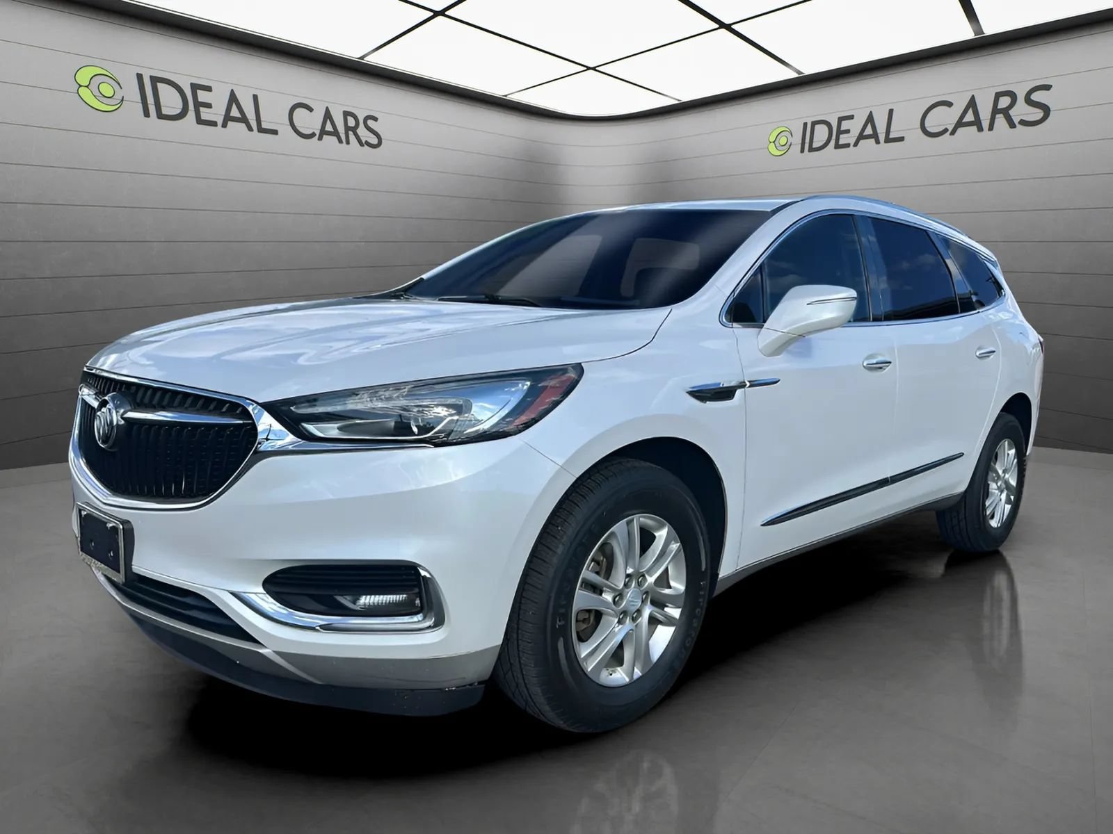 Used 2018 Buick Enclave Essence FWD image 1