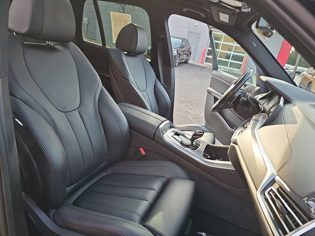 Used 2019 BMW X5 xDrive40i w/ Convenience Package image 10
