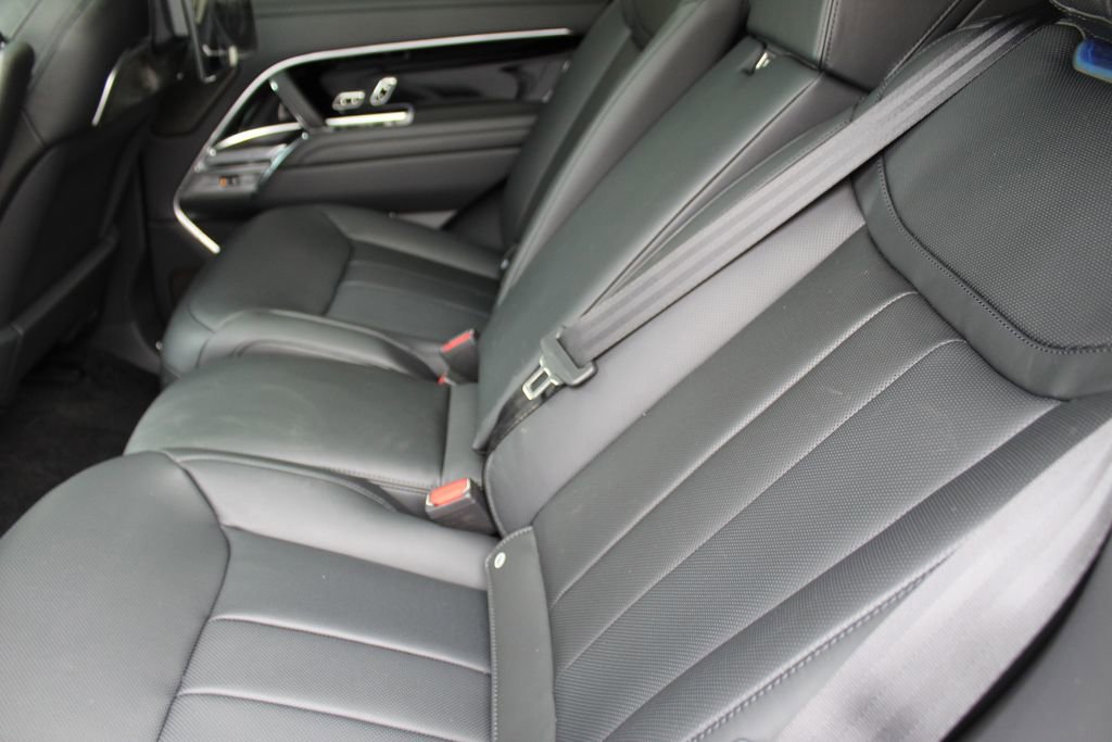 New 2026 Land Rover Range Rover Autobiography image 4