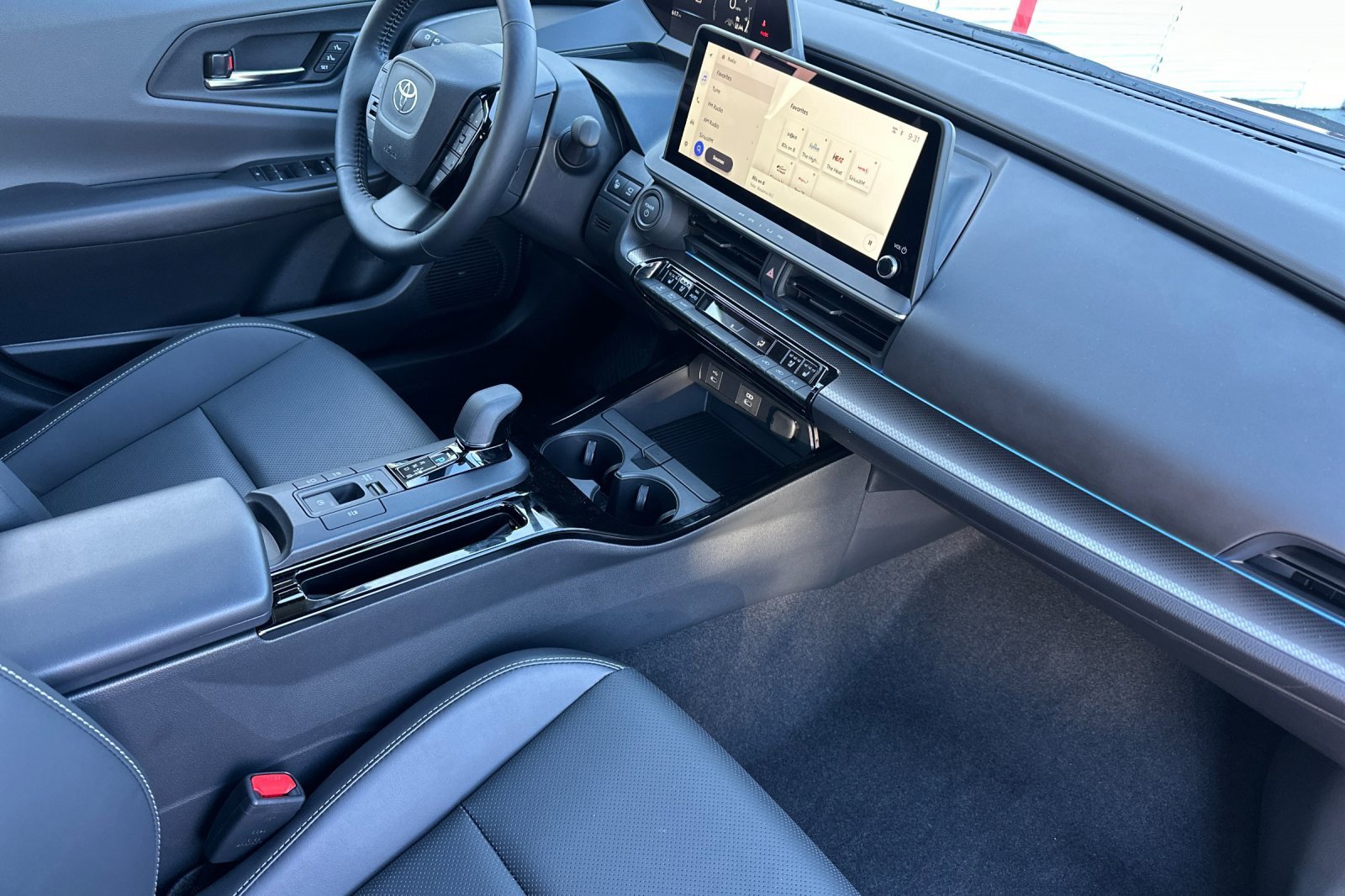 Used 2026 Toyota Prius Limited w/ Limited Premium Package image 17