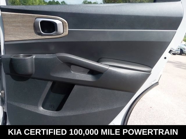 Certified 2023 Kia Sorento S w/ Panoramic Sunroof Package AWD/4WD image 32
