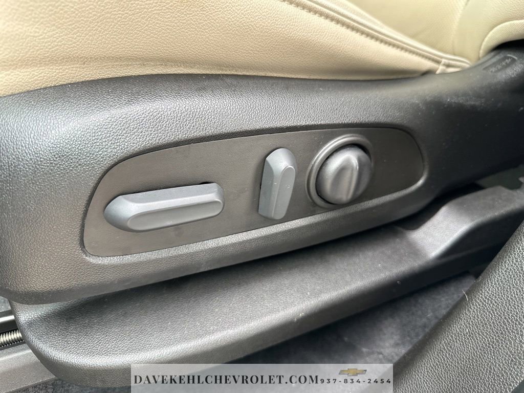 Used 2023 Chevrolet Traverse Premier image 15