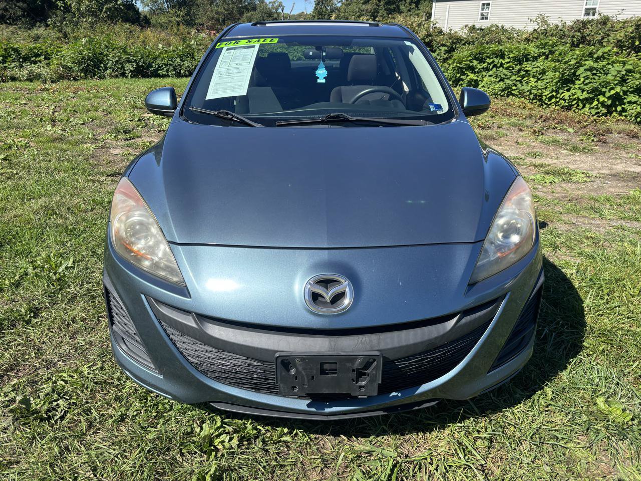 Used 2010 MAZDA MAZDA3 i Touring FWD image 2