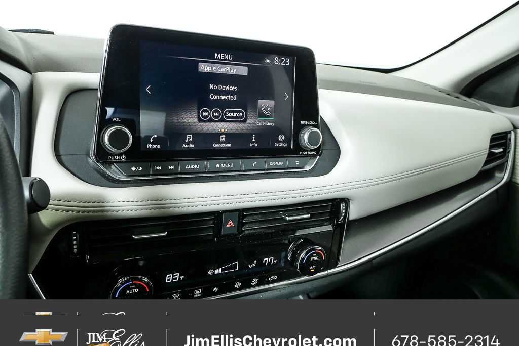 Used 2022 Nissan Rogue SV image 12