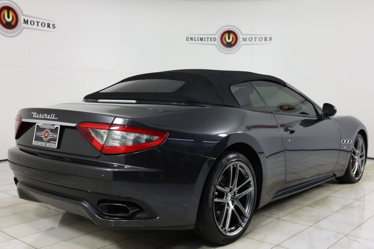 Used 2017 Maserati GranTurismo Convertible RWD image 31