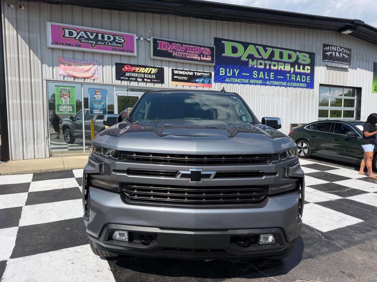 Used 2020 Chevrolet Silverado 1500 RST w/ All-Star Edition AWD/4WD image 3
