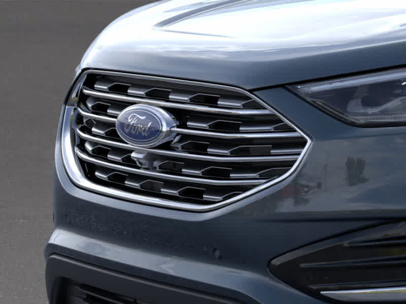 New 2024 Ford Edge Titanium w/ Equipment Group 301A AWD/4WD image 17