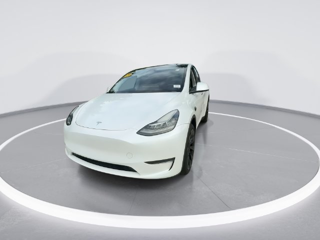 Used 2023 Tesla Model Y Long Range AWD/4WD image 4