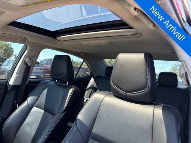 Used 2015 Toyota Corolla S Premium FWD image 14