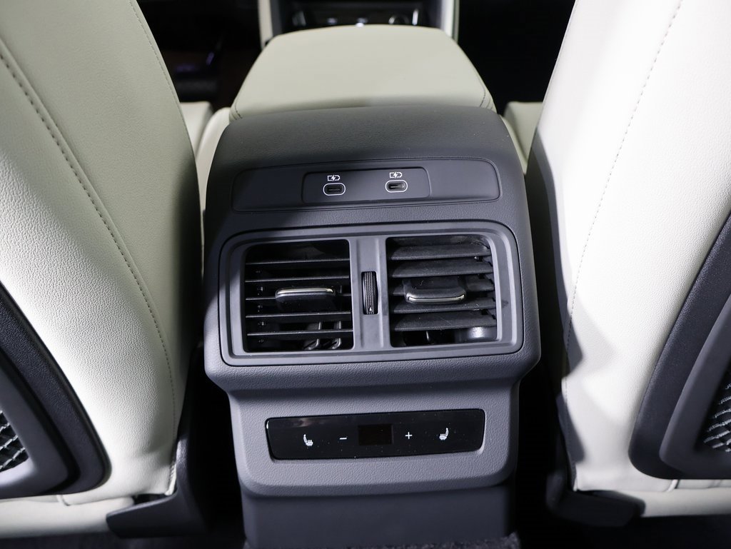 New 2025 Audi Q5 Prestige image 22