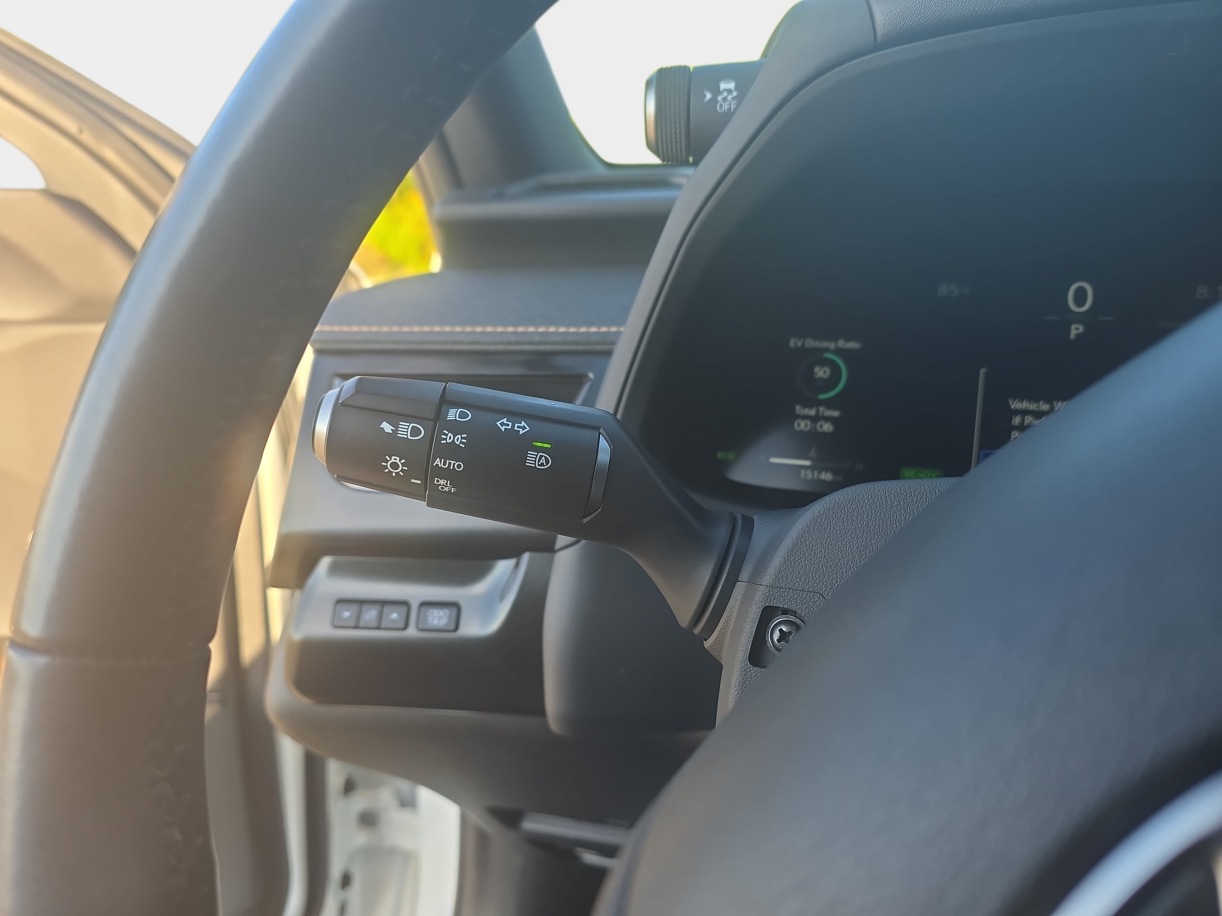 Used 2025 Lexus UX 300h FWD w/ Accessory Package (Z1) image 26