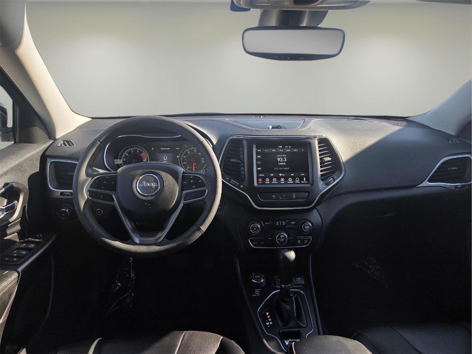 Used 2022 Jeep Cherokee Latitude Lux image 2