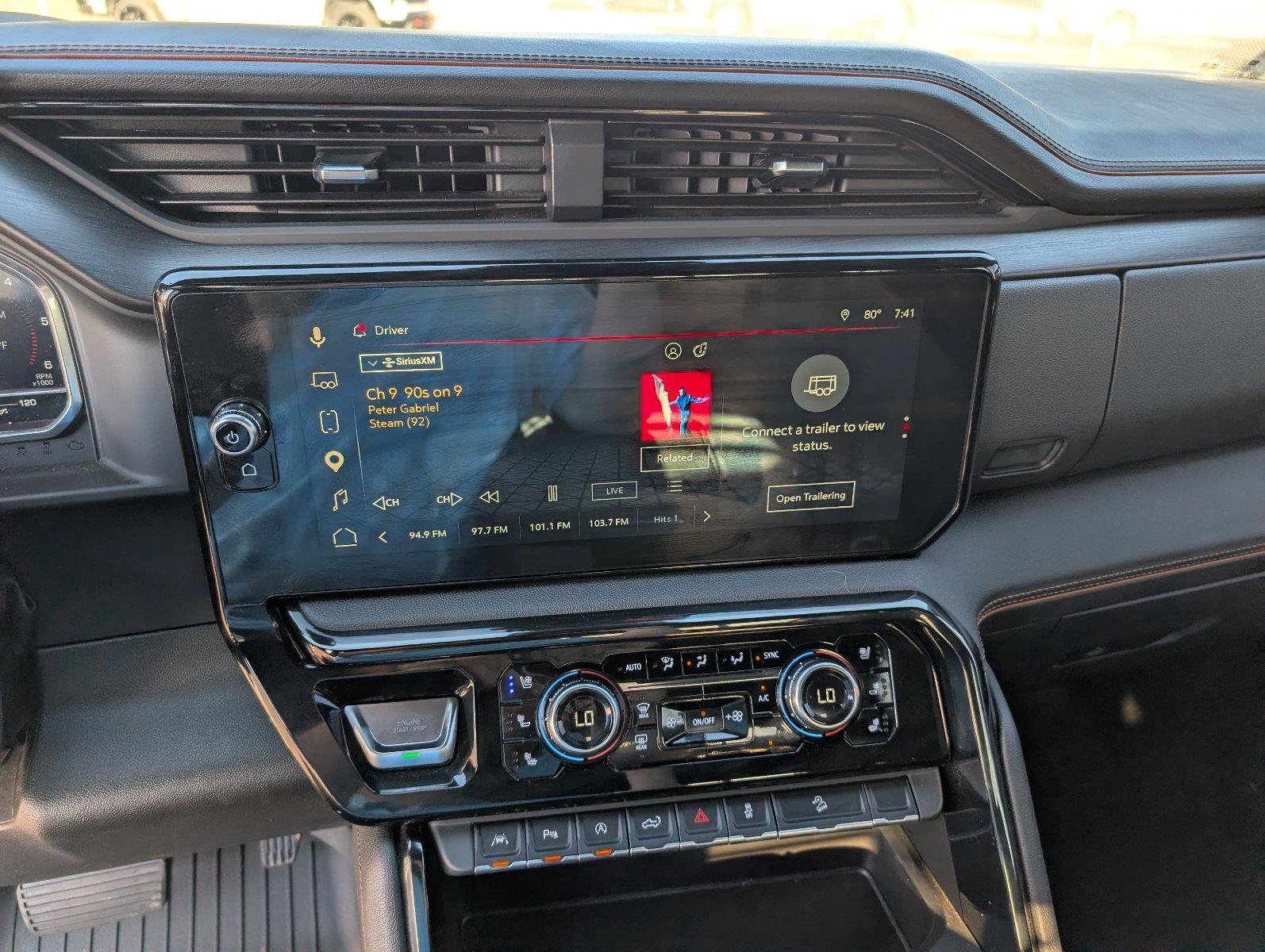 Used 2025 GMC Sierra 1500 AT4 w/ AT4 Premium Package AWD/4WD image 19