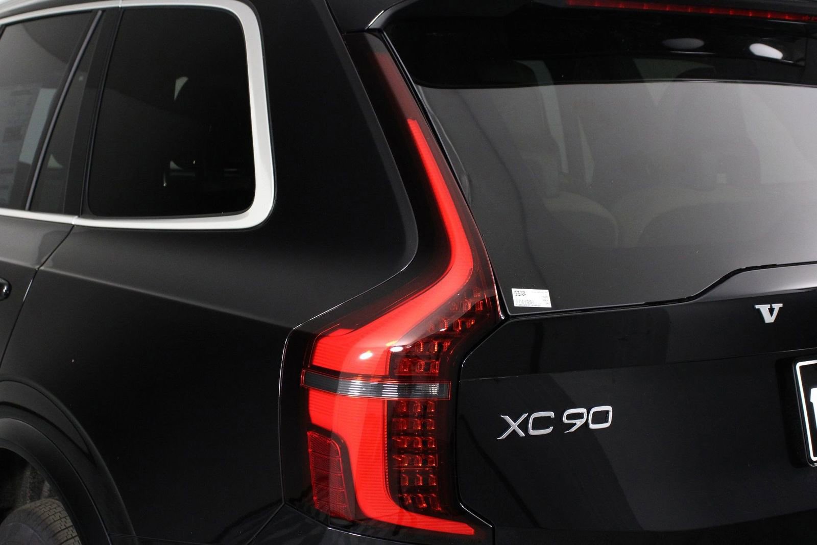 New 2026 Volvo XC90 B5 Plus image 15