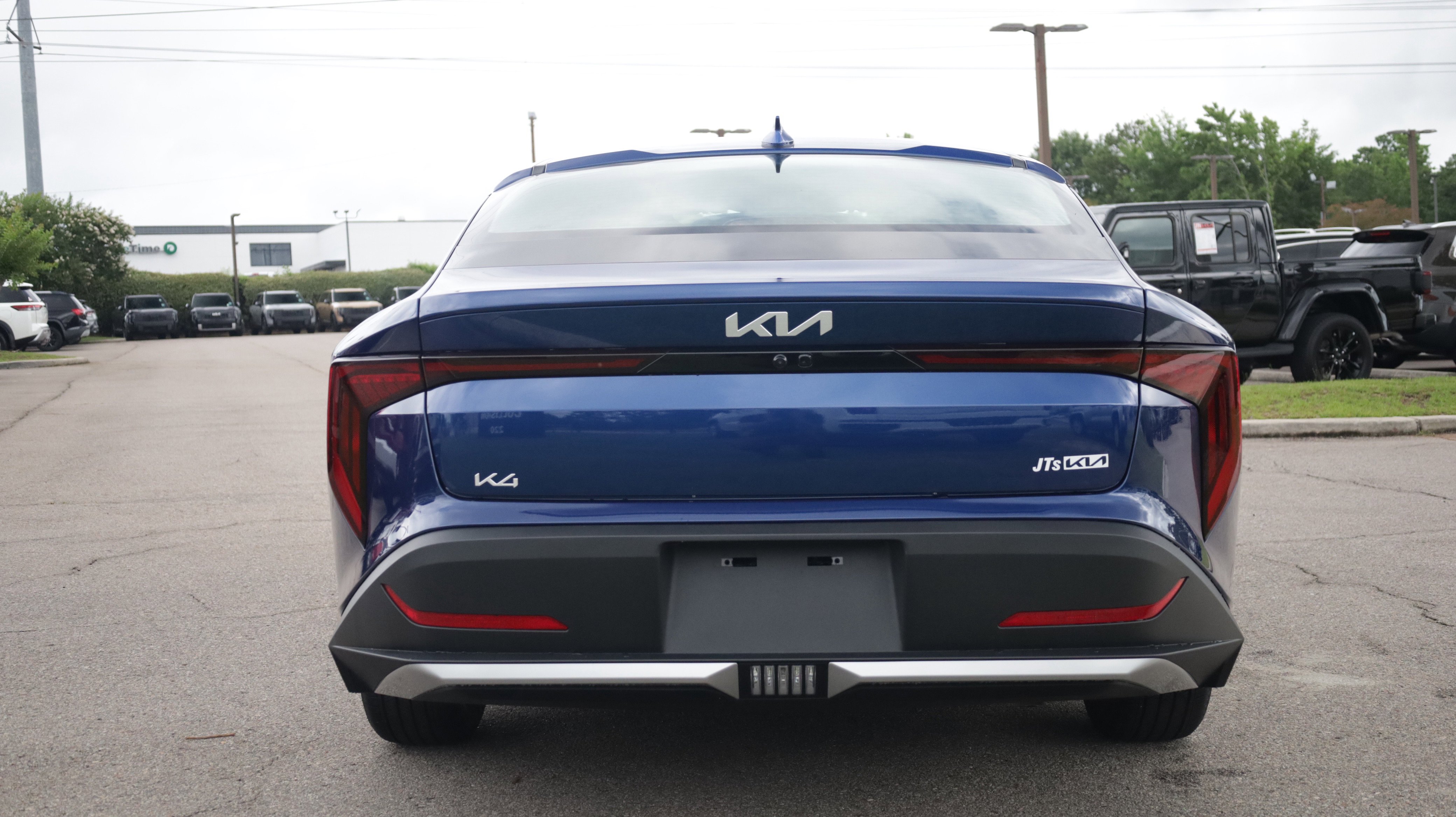 Used 2026 Kia K4 FWD image 3