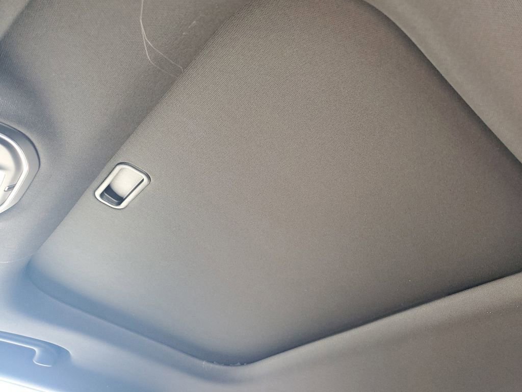 New 2025 Jeep Grand Cherokee L Laredo image 27