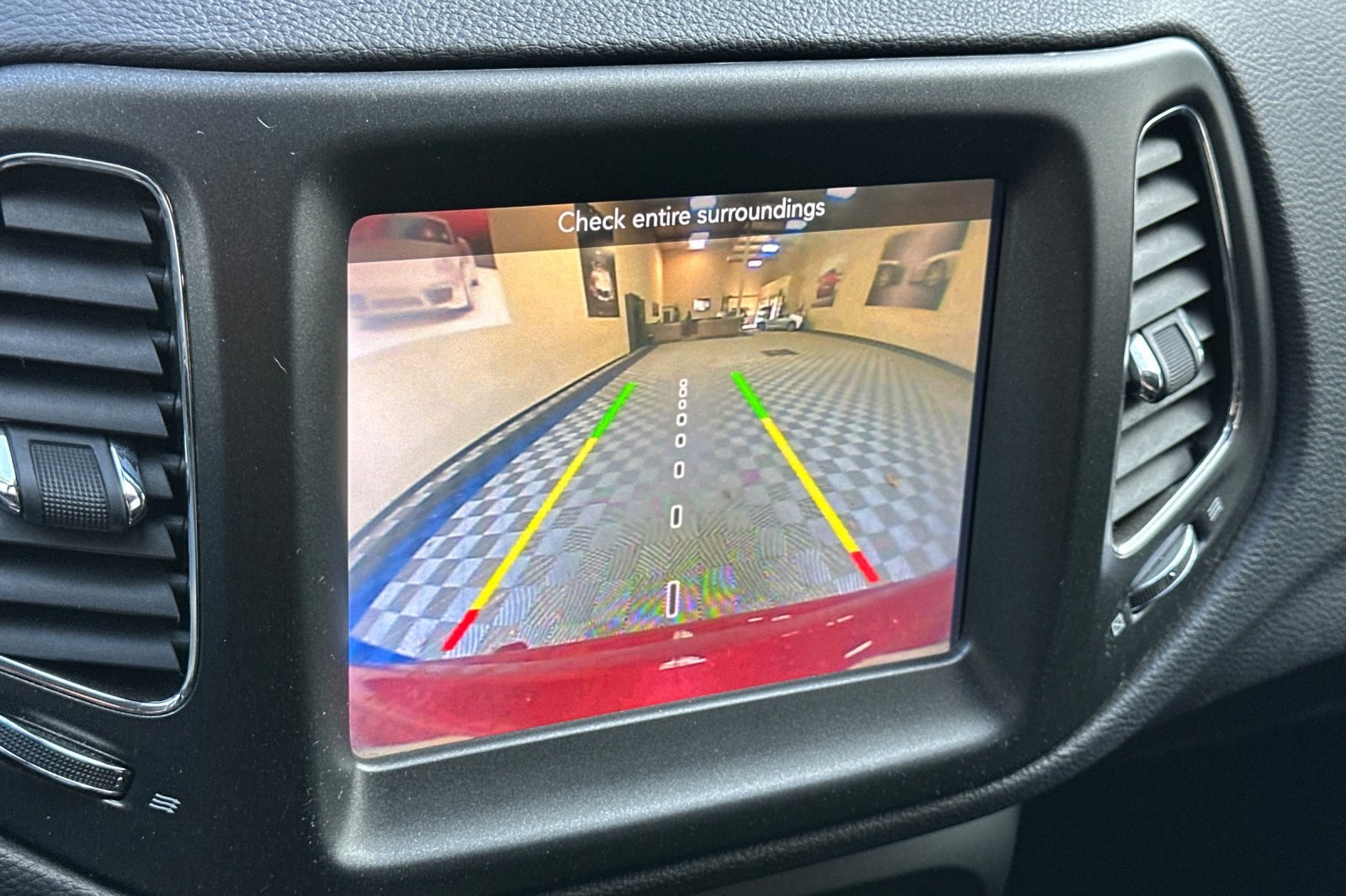 Used 2018 Jeep Compass Trailhawk image 27