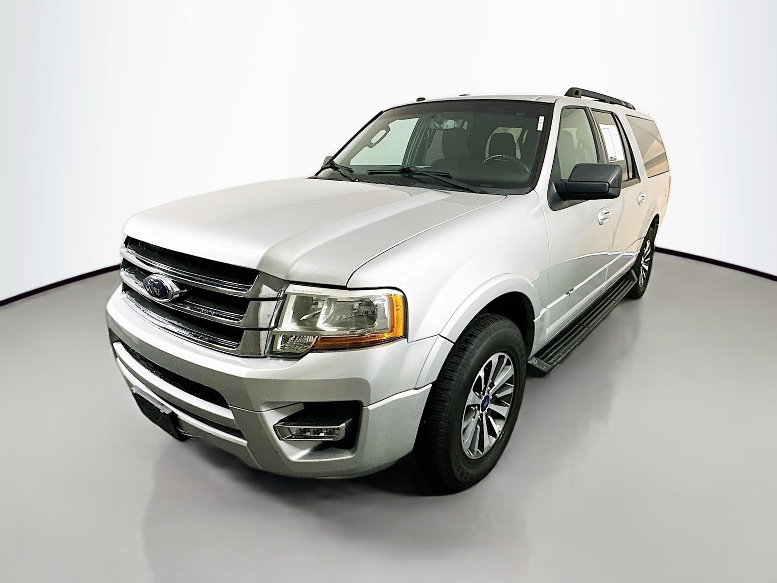 Used 2017 Ford Expedition EL XLT AWD/4WD image 3