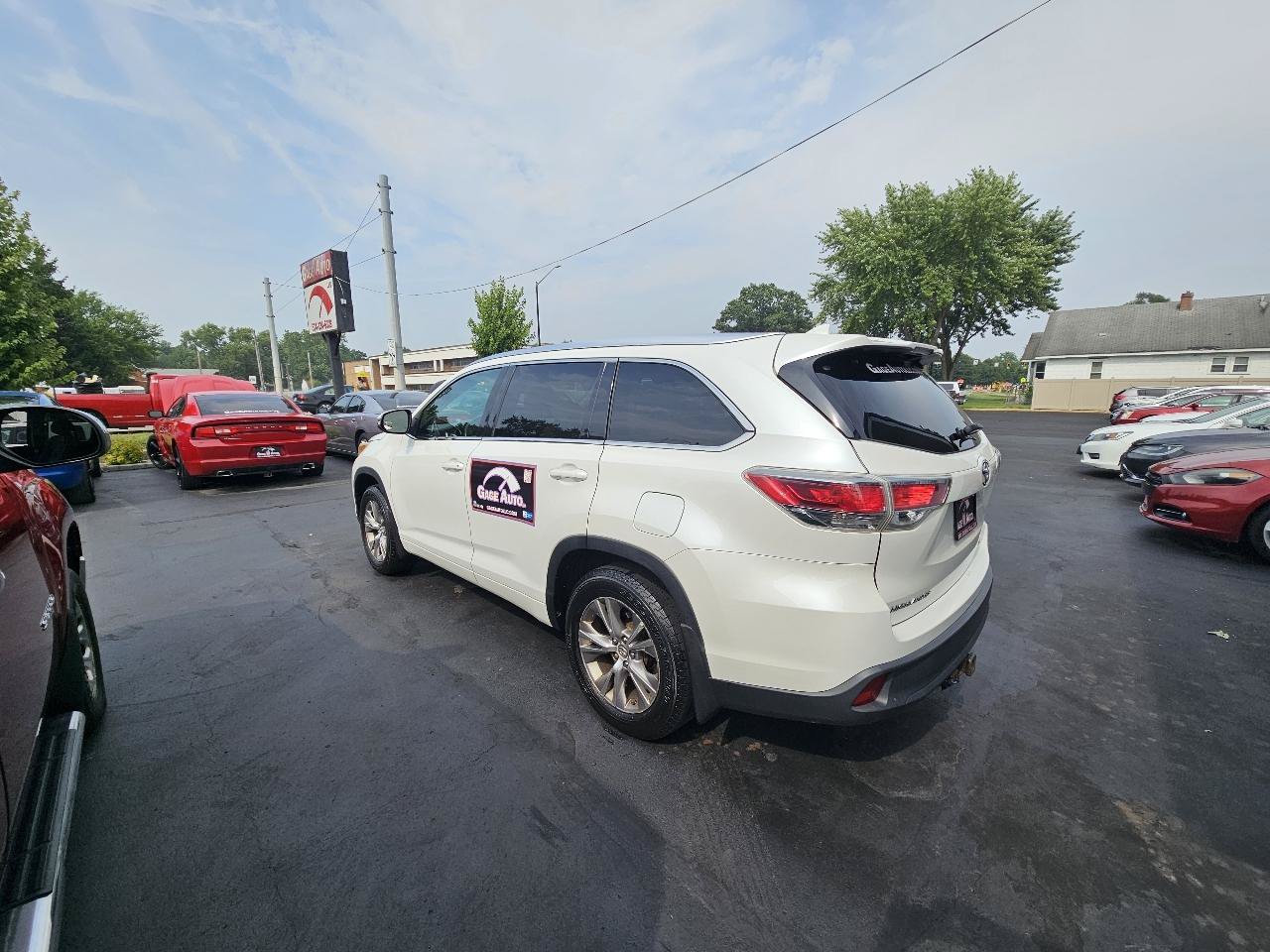 Used 2015 Toyota Highlander XLE AWD/4WD image 7