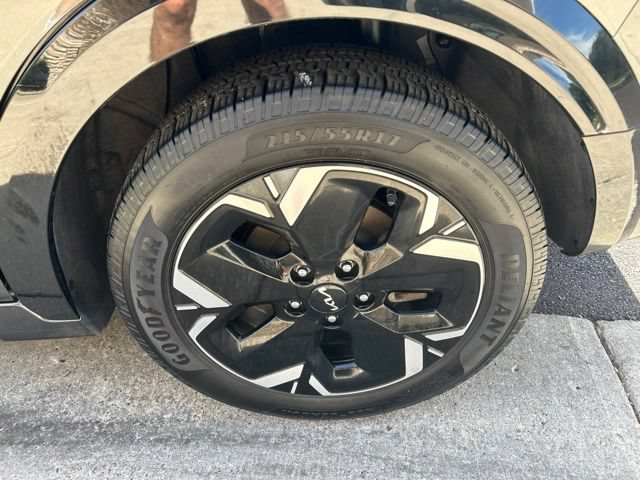 Used 2023 Kia Niro Wave FWD image 38