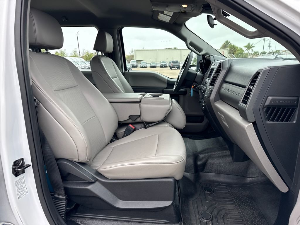 Used 2020 Ford F350 XL w/ Power Equipment Group image 24