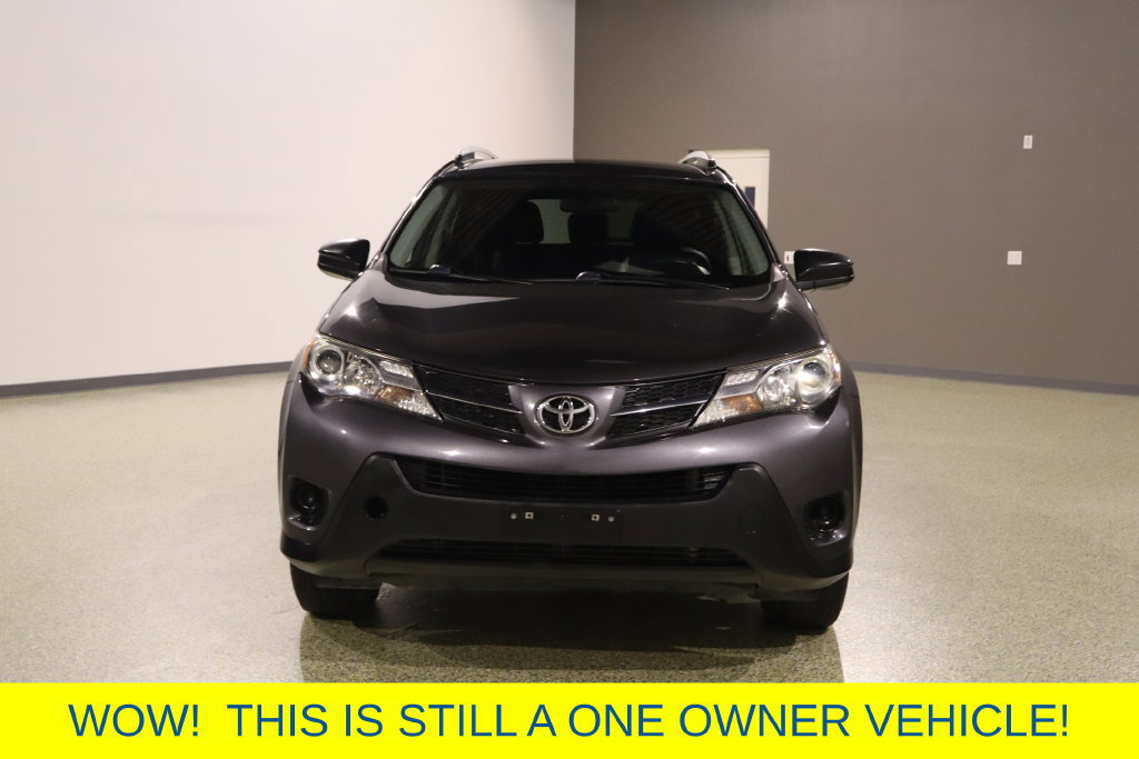 Used 2014 Toyota RAV4 LE FWD image 2