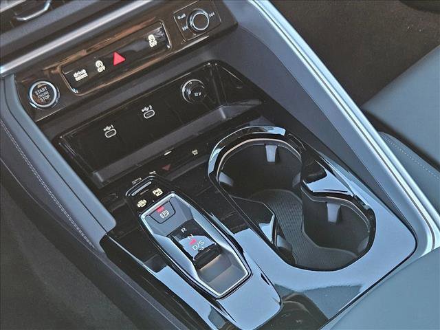 New 2025 Audi Q5 Premium Plus image 12