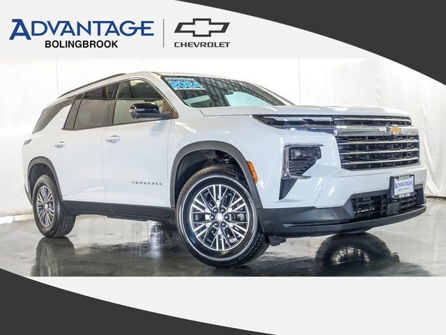 Used 2024 Chevrolet Traverse LT image 1