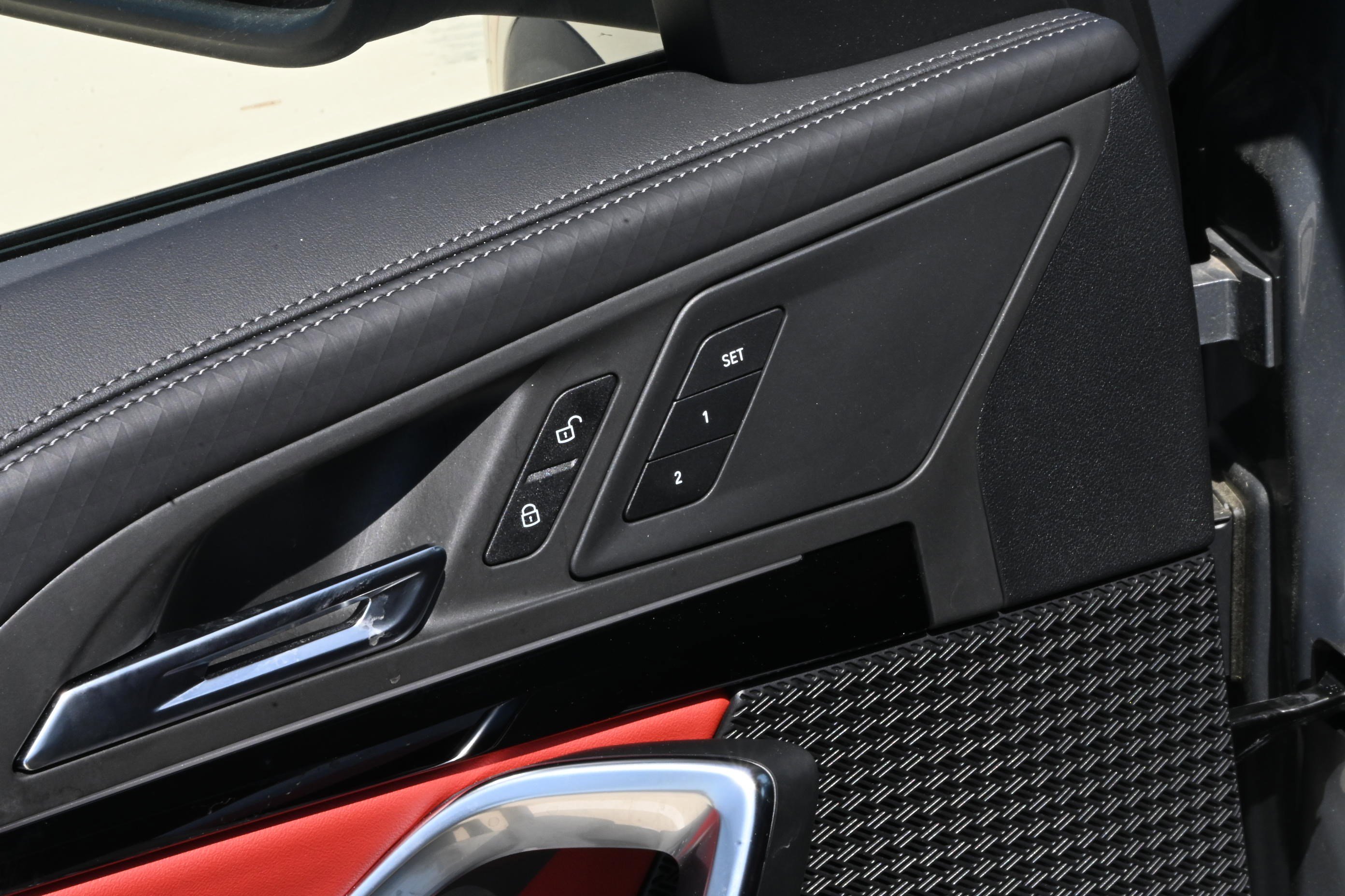 Certified 2025 BMW X2 xDrive28i image 28