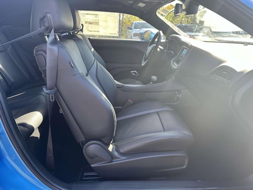 New 2023 Dodge Challenger SXT w/ Plus Package image 17