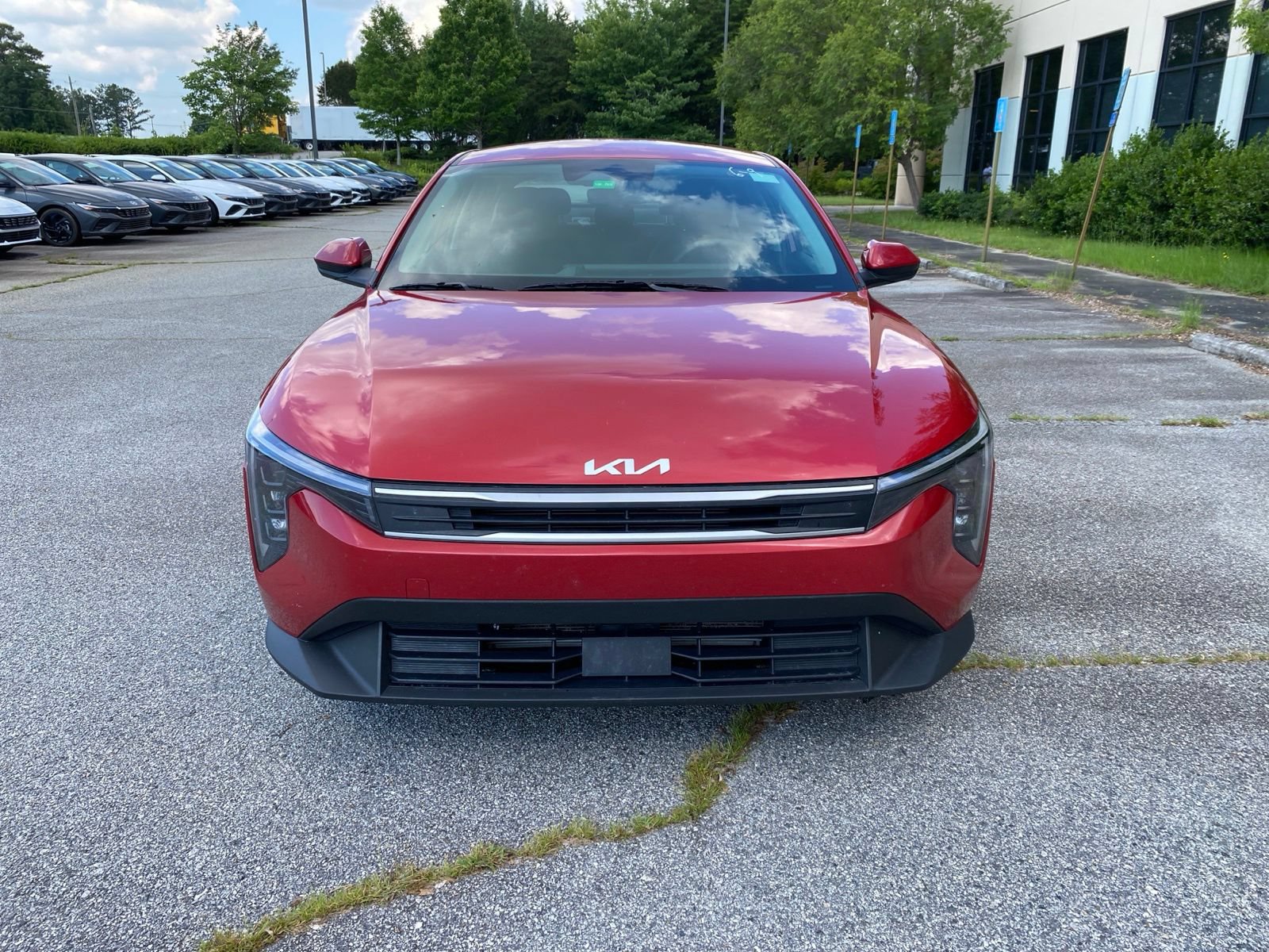 Used 2025 Kia K4 FWD image 1