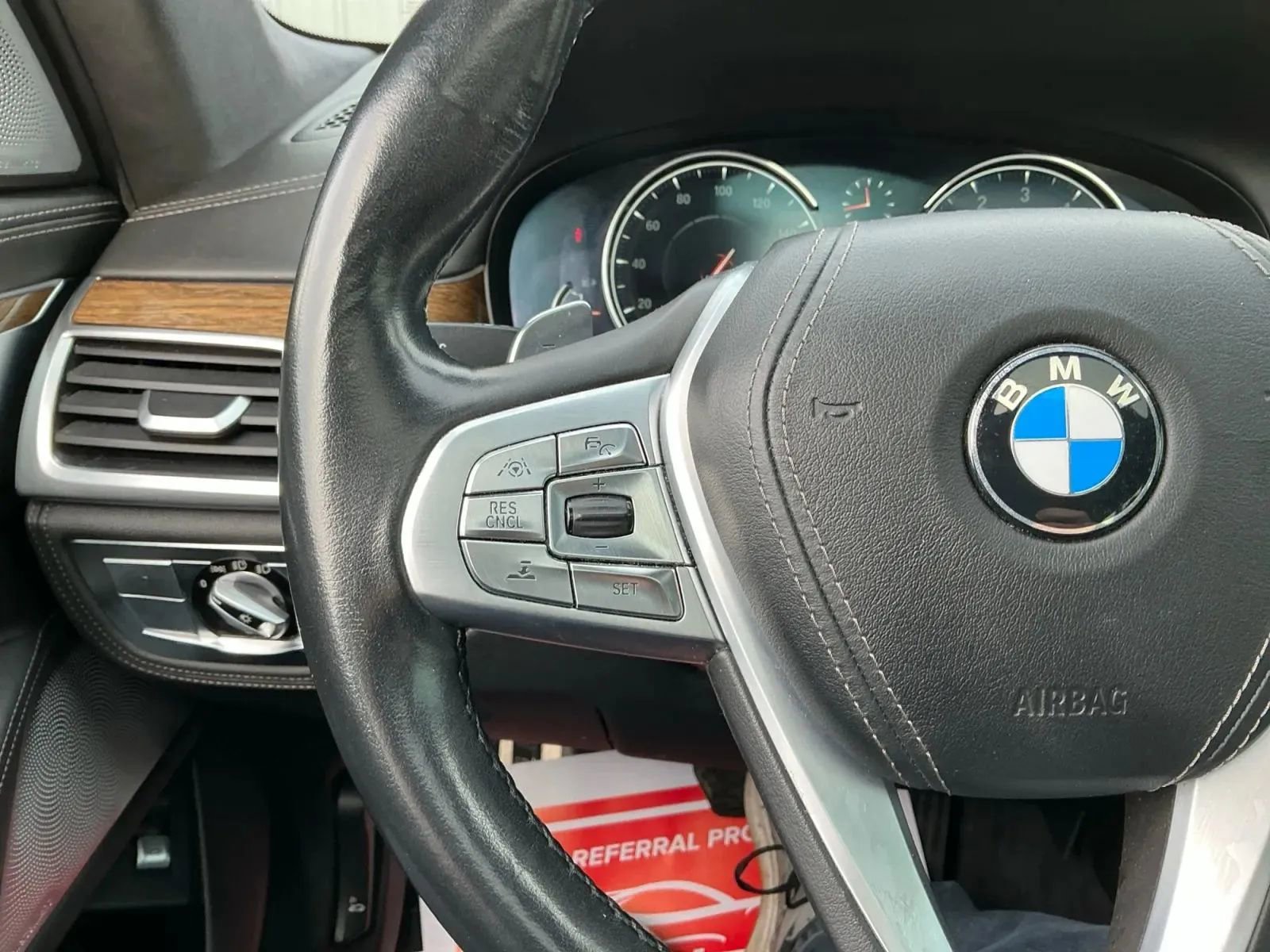 Used 2016 BMW 750i xDrive image 27