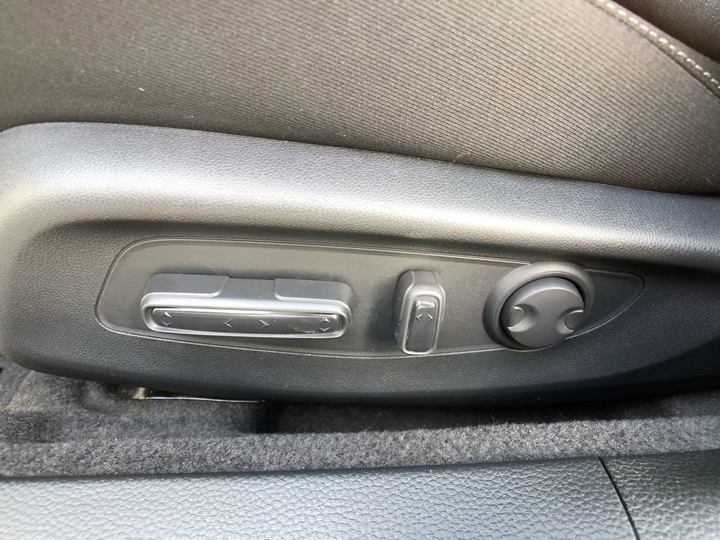 New 2025 Honda Accord SE image 14