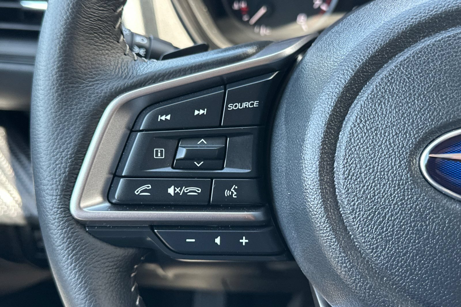 Used 2026 Subaru Ascent Premium AWD/4WD image 27