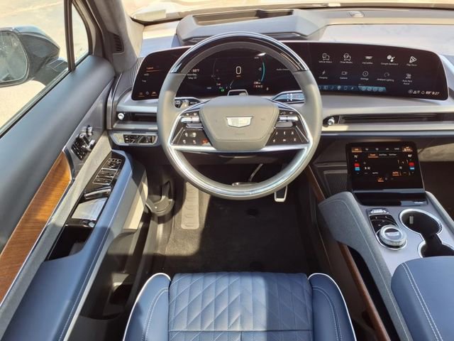 New 2026 Cadillac Vistiq Premium Luxury image 16